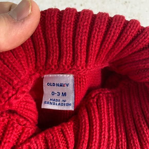 Old Navy, 0-3m Red Cable Knit Sweater, with button detailing - Picture 3 of 4